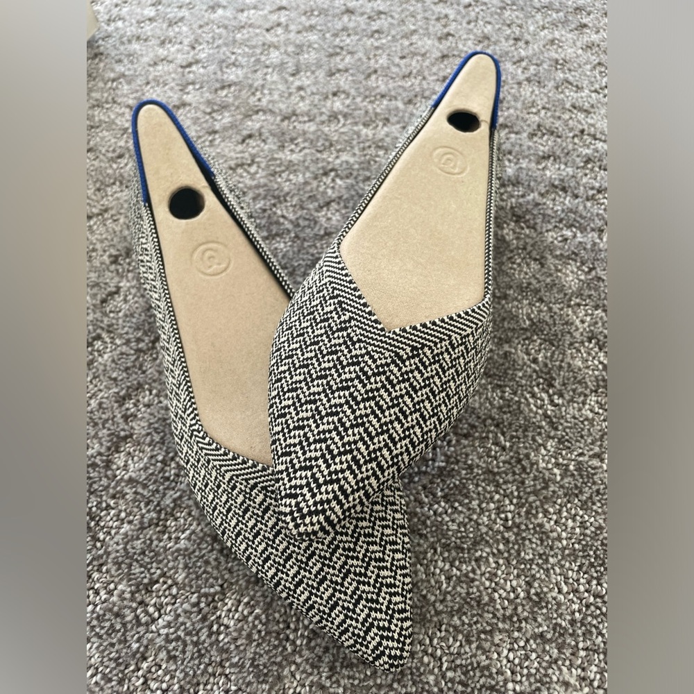 Rothy’s The Pointe in Slate Herringbone; Size 9